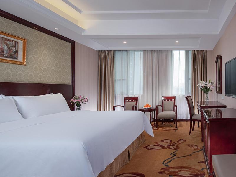 Vienna Hotel Guiyang Exhibition Center Exteriör bild